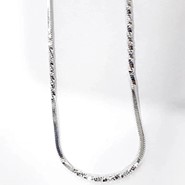 Dapped Bar Silver Chain Necklace